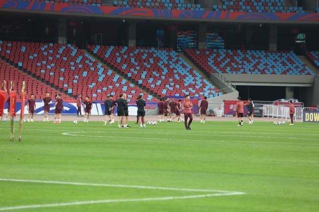 PG电子官方网站-国足前瞻：7万人助威！国足背水一战死磕澳大利亚