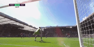 1680958601351013095.gif man eve 10.gif